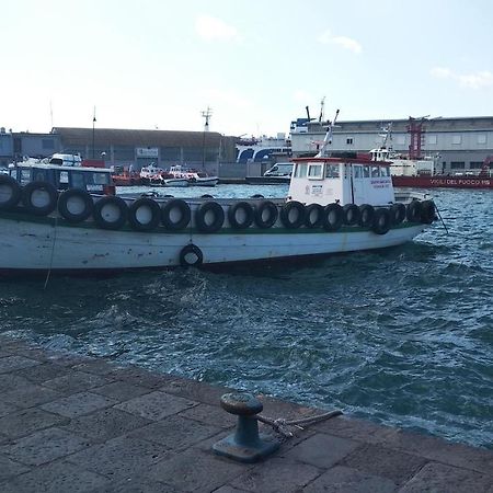 B&B Vecchia Darsena Augusta Eksteriør billede