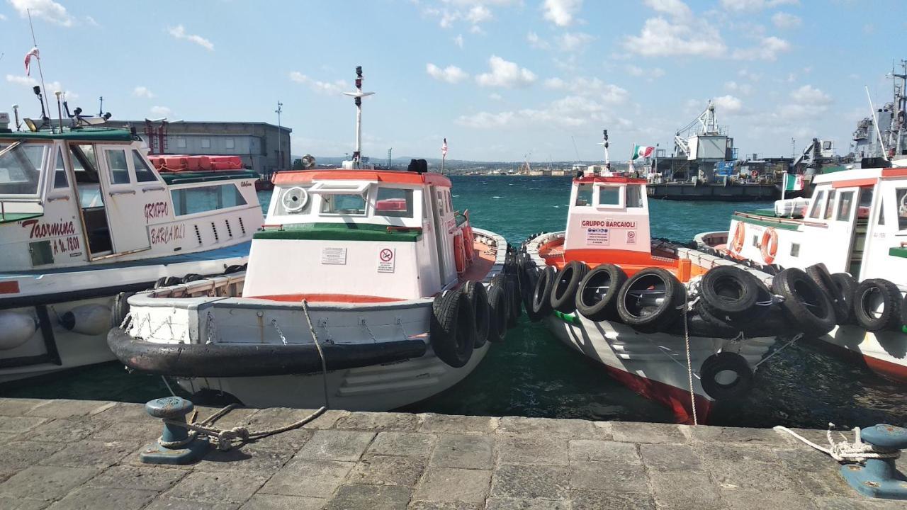 B&B Vecchia Darsena Augusta Eksteriør billede